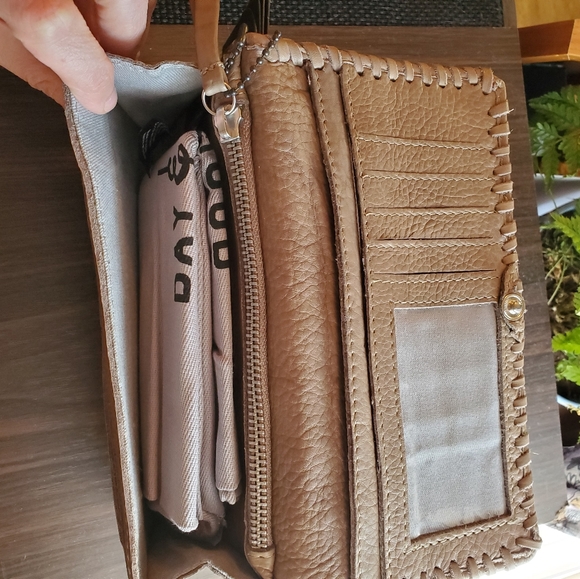 Day & Mood Ebba Whipstitch wallet - Picture 3 of 11